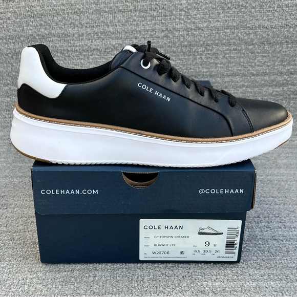 COLE HAAN GrandPro Topspin Black Leather Sneaker Women's
Size 9 US - Picture 3 of 13